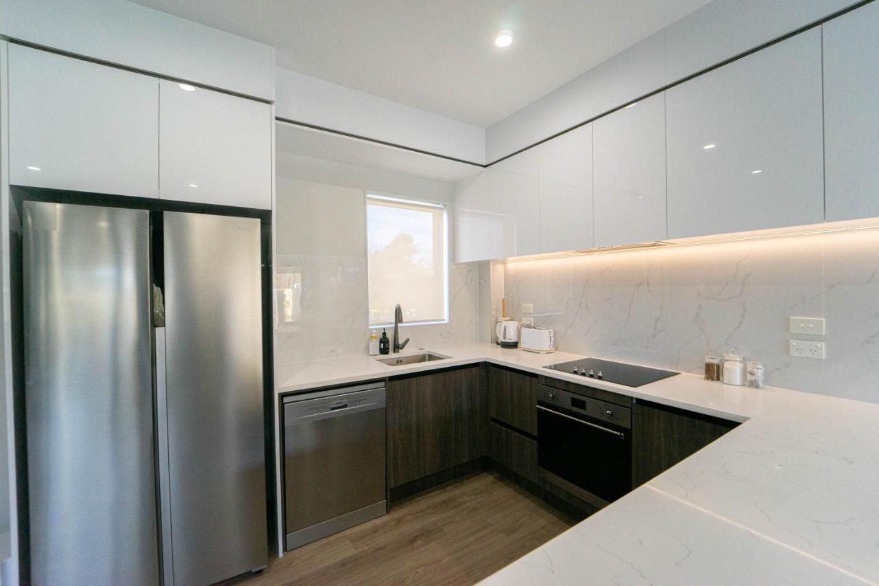 Modern Sunnyhills Town House Vila Auckland Exterior foto