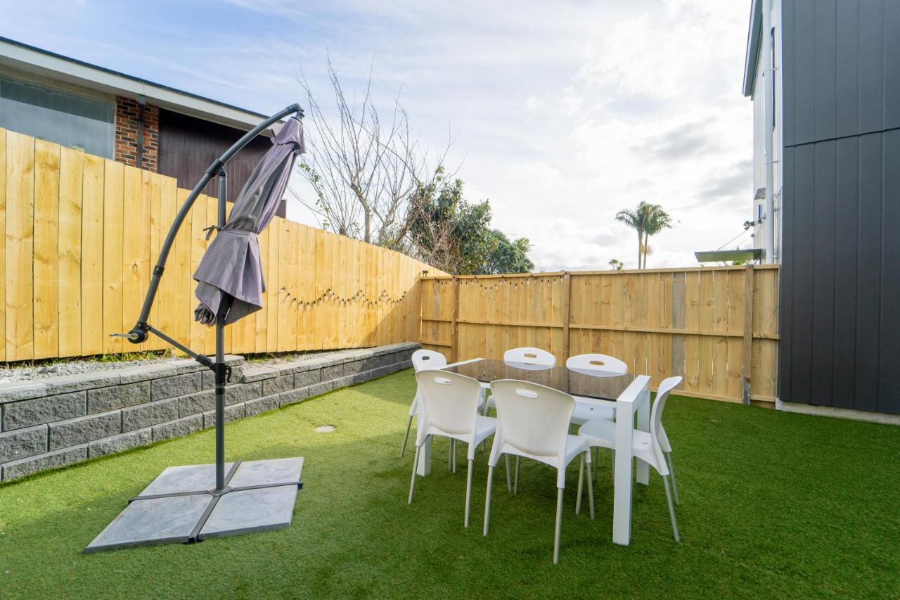 Modern Sunnyhills Town House Vila Auckland Exterior foto